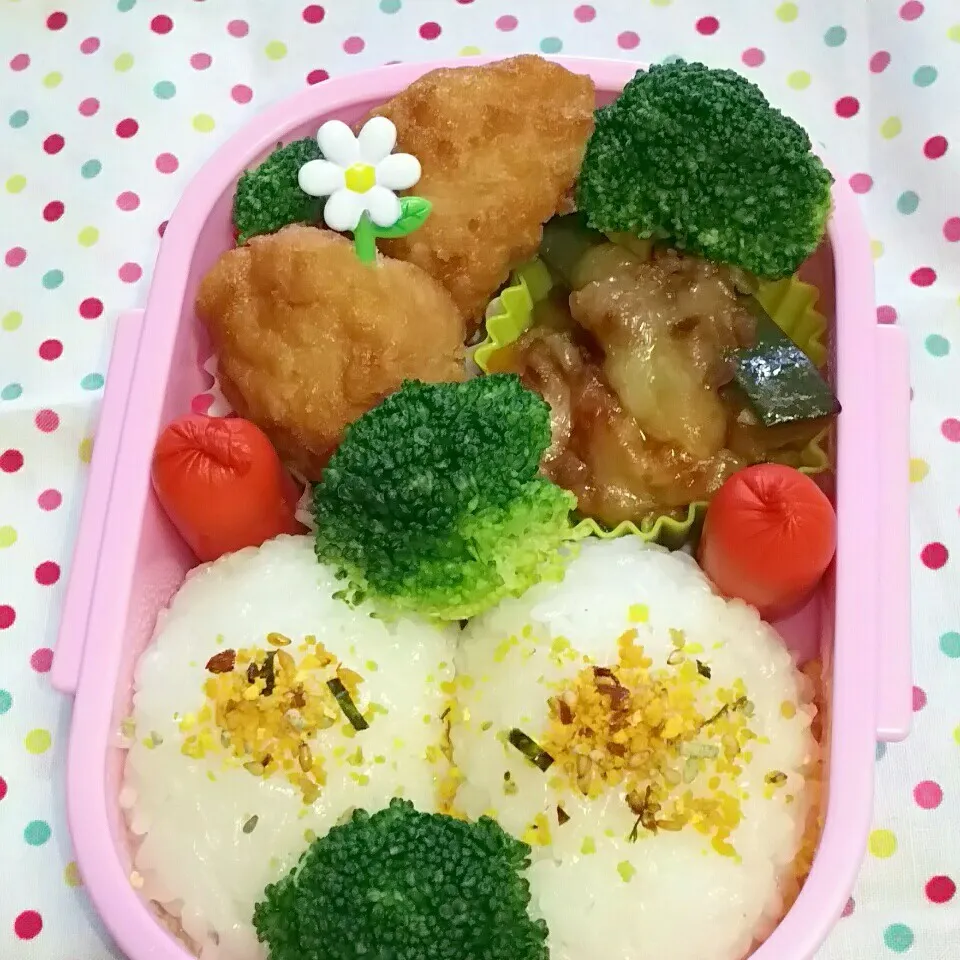 ＊幼稚園の肉食弁当🍖＊|とししいたけさん