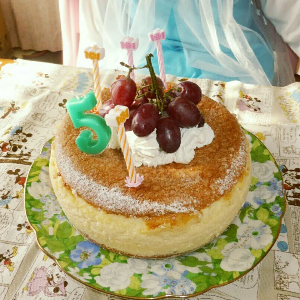 ＊お誕生日チーズケーキ🎂＊|とししいたけさん