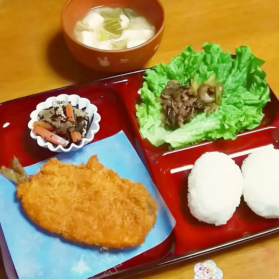 ＊お子様定食～イワシフライ～＊|とししいたけさん