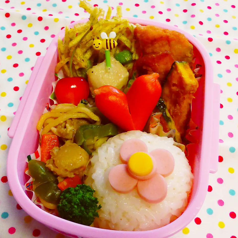 Snapdishの料理写真:＊お花弁当＊|とししいたけさん