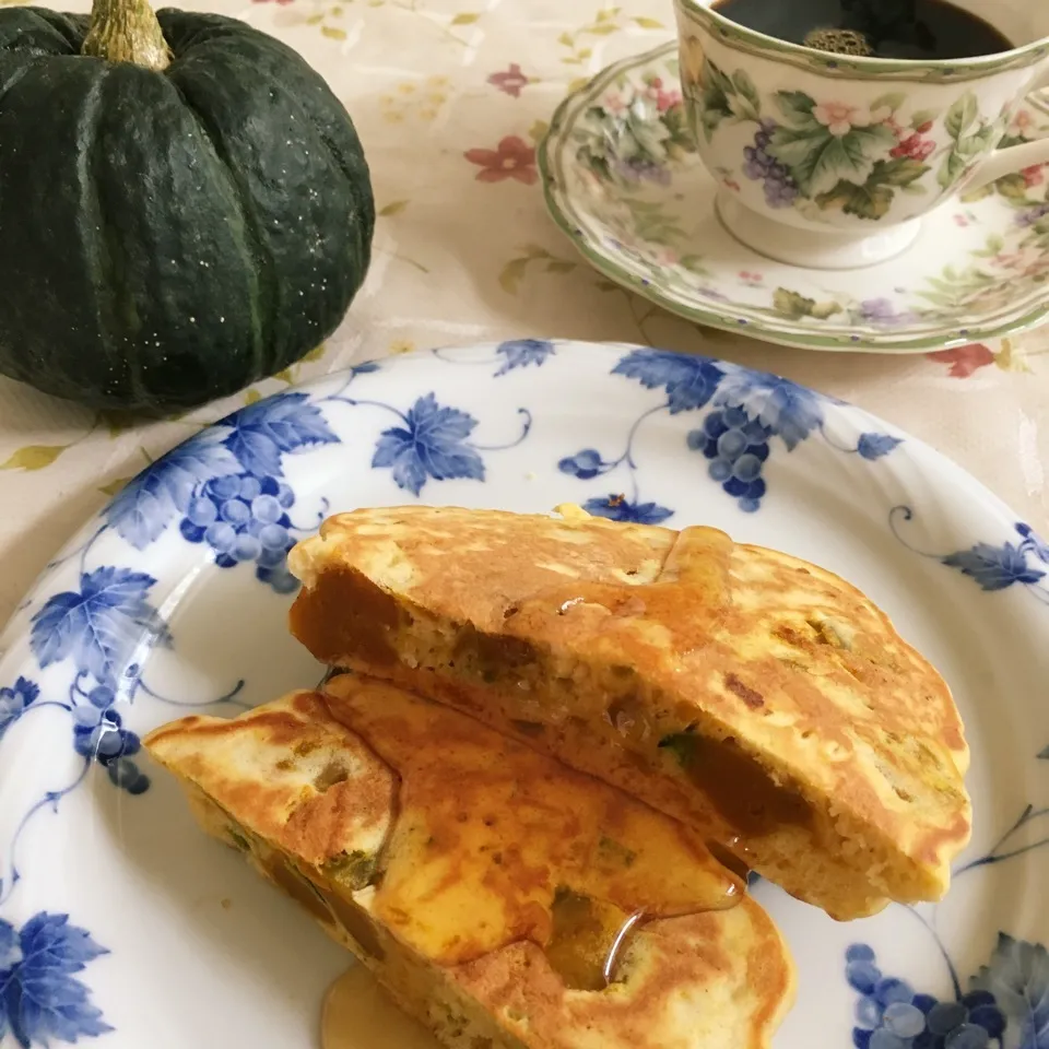 美味しい簡単カボチャのホットケーキ❤️|つるひめさん