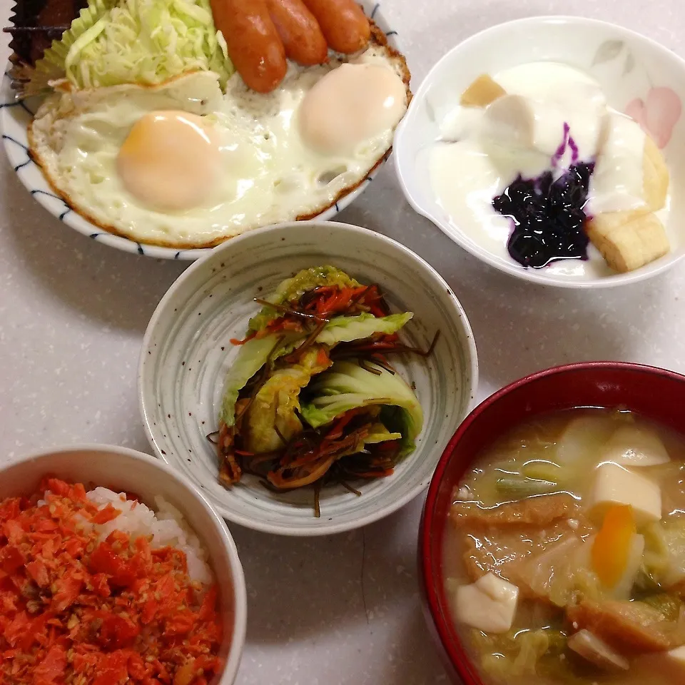 食べ過ぎ？あさごはん|つるひめさん