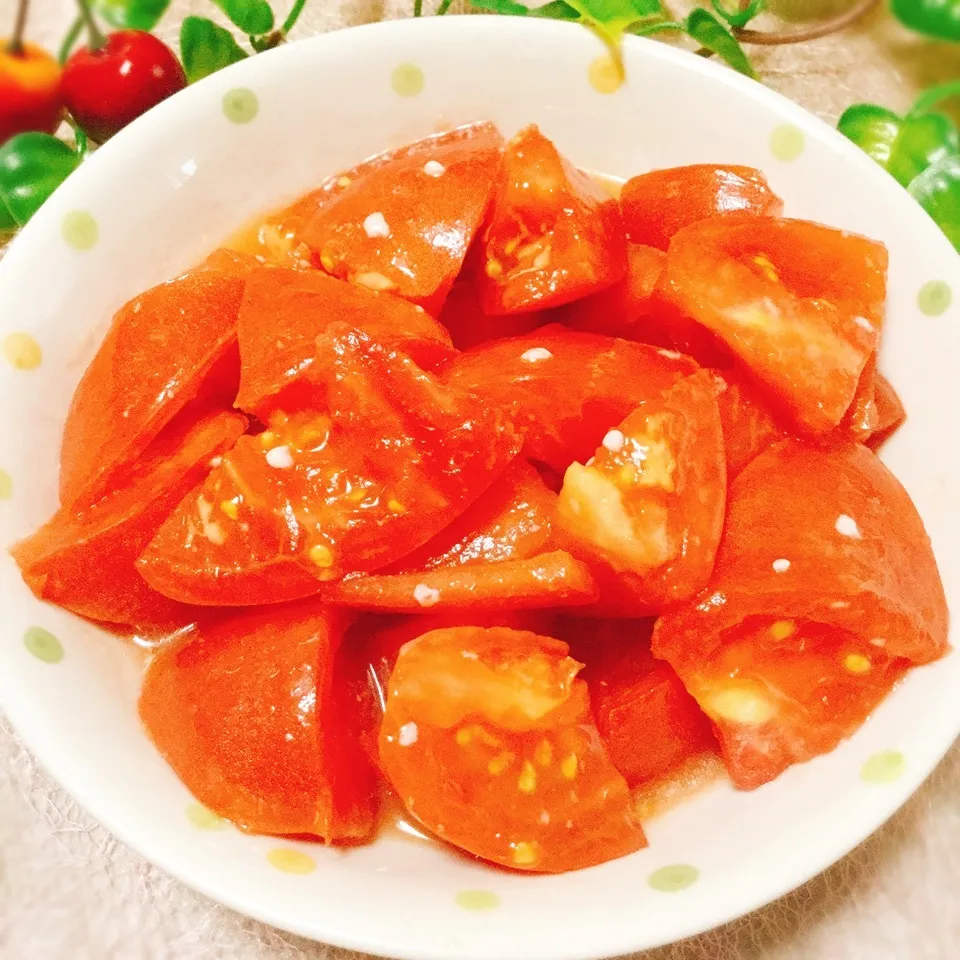 マネっこ♪めろさんの♡トマトの塩麹ナムル🍅|さくらんぼさん