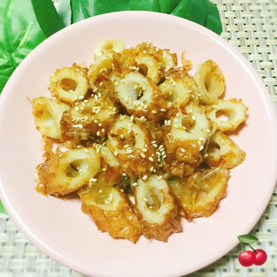 からあげビールさんの♡絶品！バター醤油おかかちくわ❤️|さくらんぼさん