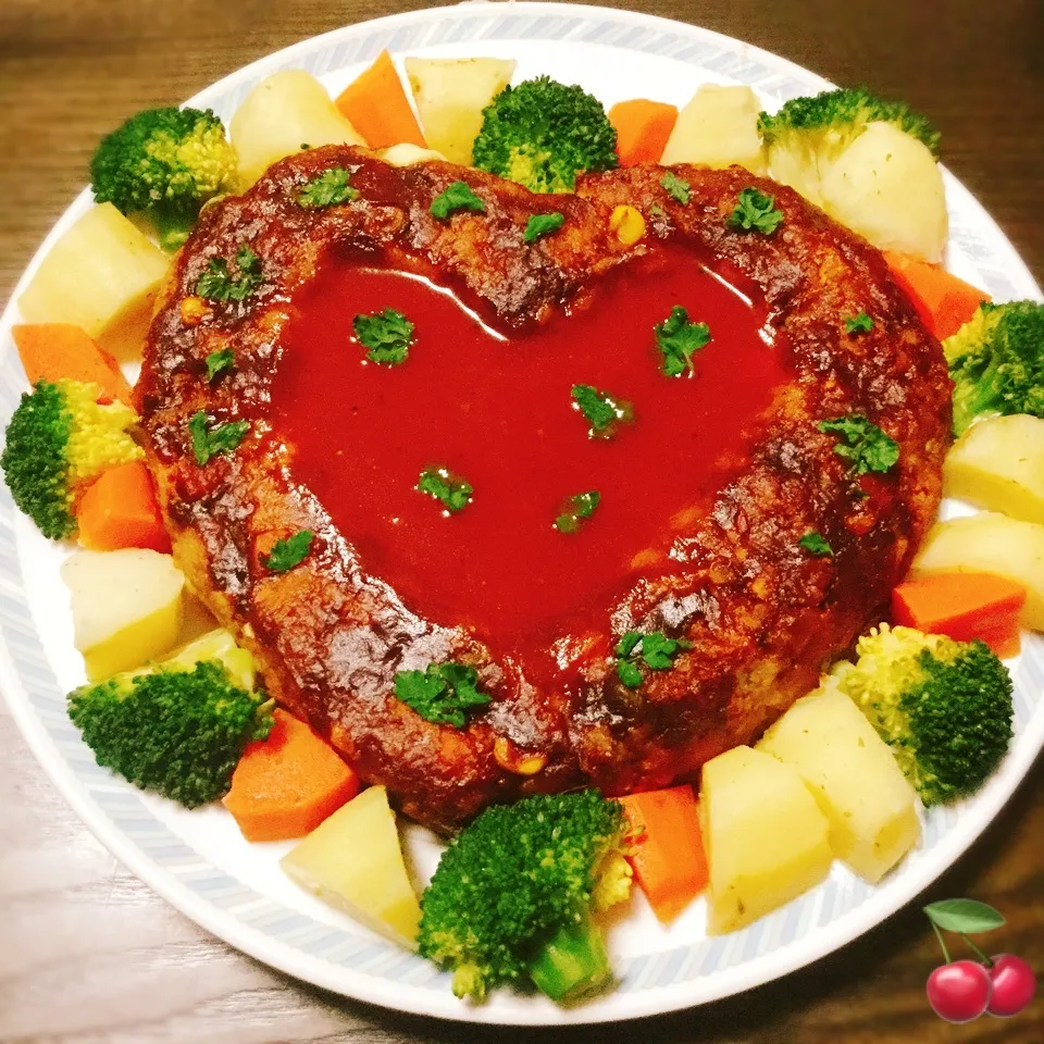 Snapdishの料理写真:マネっこ♪ちたこさんの♡ハートのミートローフ❤️|さくらんぼさん