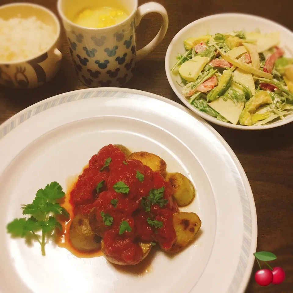 ちたこさんの新じゃがのポテトブラバス＆Ayumiさんのサラダ|さくらんぼさん