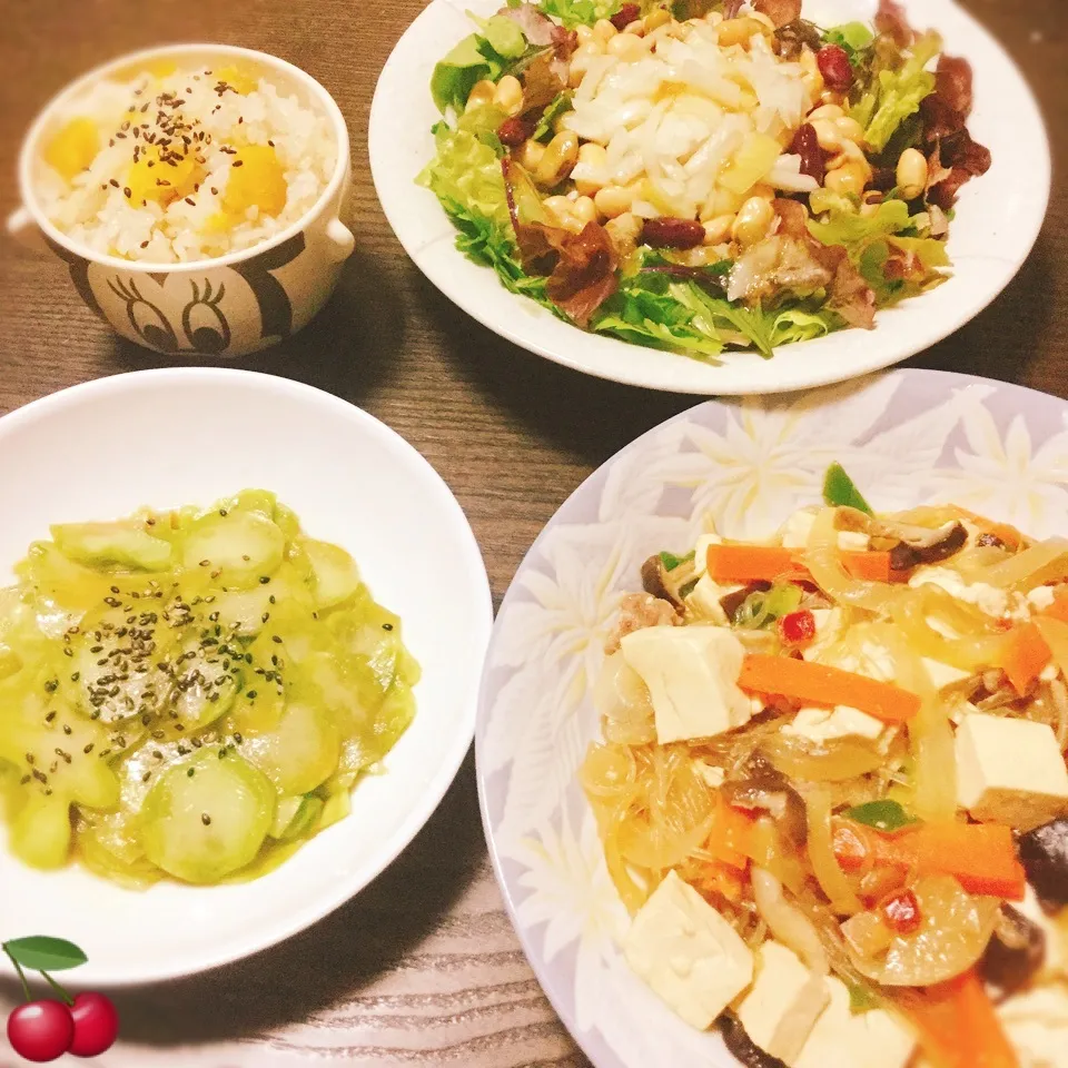 Snapdishの料理写真:晩ご飯🍒まなまな♡さんの麻婆春雨＆iyoさんのザーサイ風|さくらんぼさん