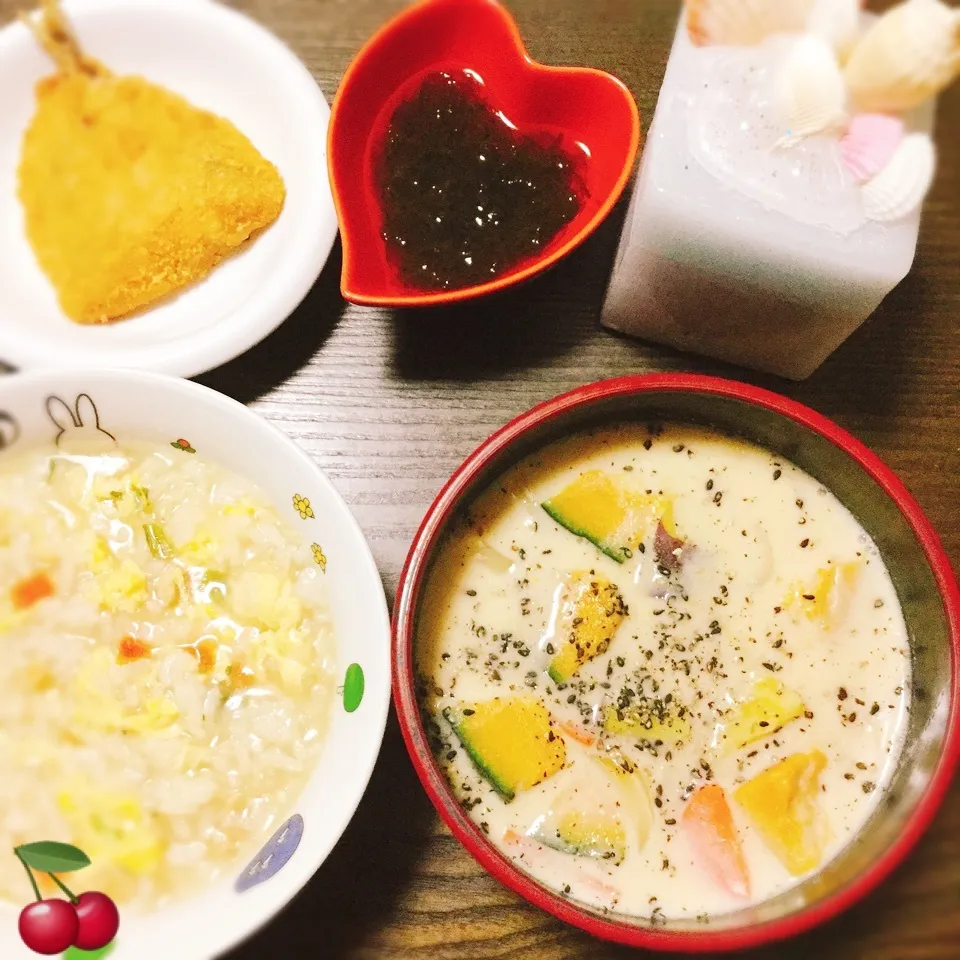 晩ご飯🍒マネっこ♪ろこさんのゴマ味噌豆乳スープ❤️|さくらんぼさん