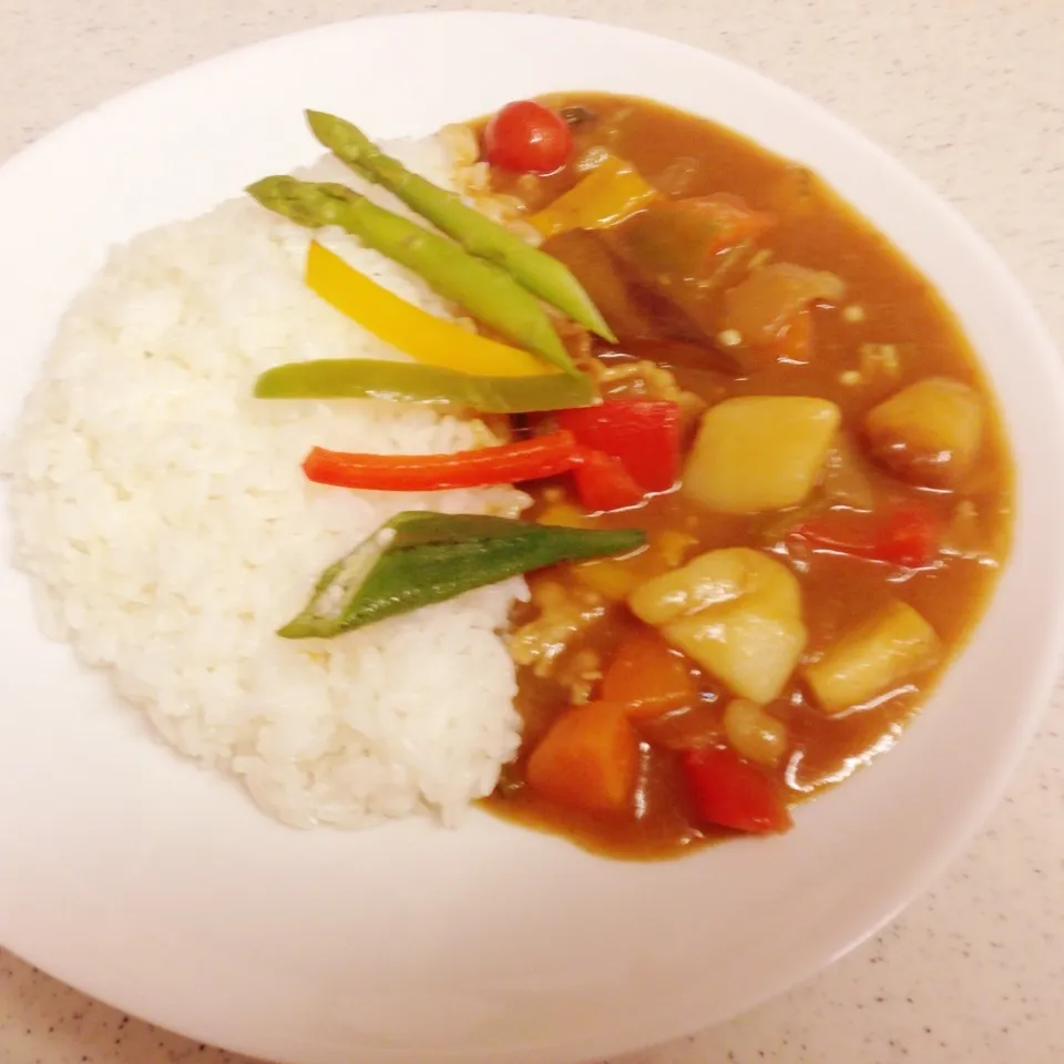 💕ひと足早い夏野菜カレー♡トッピングつき💕|yuiママさん