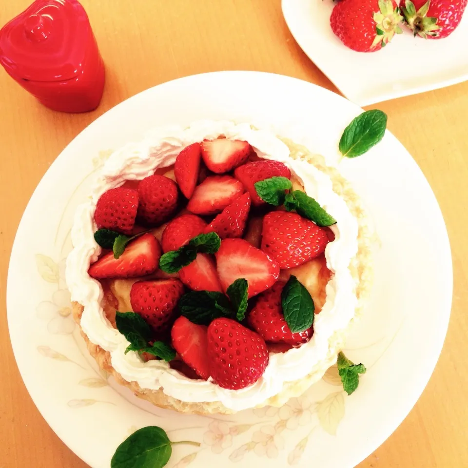 🍓苺のカスタードパイ♡冷凍パイシートで🍓|yuiママさん