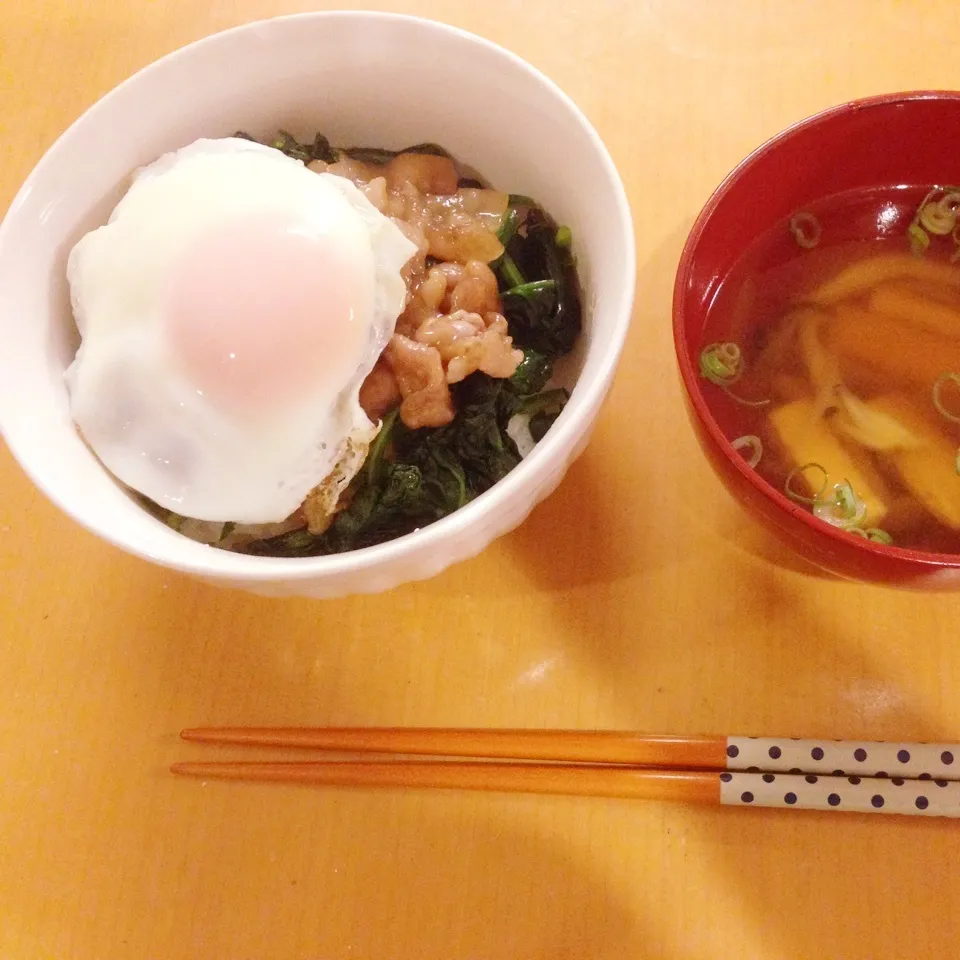 💗ほうれん草入り豚丼♡すき焼きのタレで💗|yuiママさん