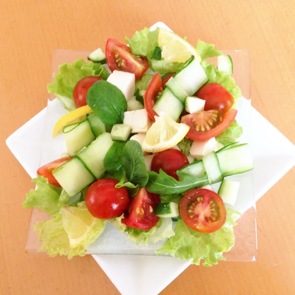 🍅豆腐とトマトのサラダ♡レモン添え🍅|yuiママさん