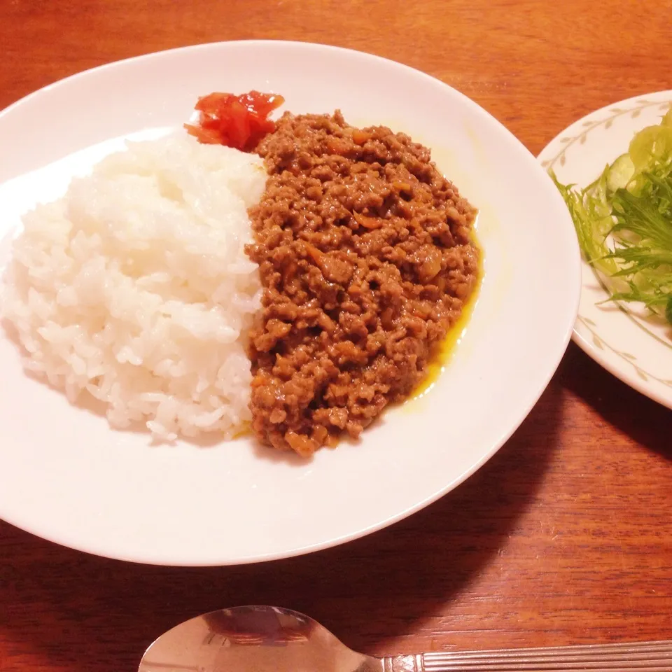 Snapdishの料理写真:㊗️600投稿💗まなまなちゃん♡キーマカレーでお祝い💗|yuiママさん