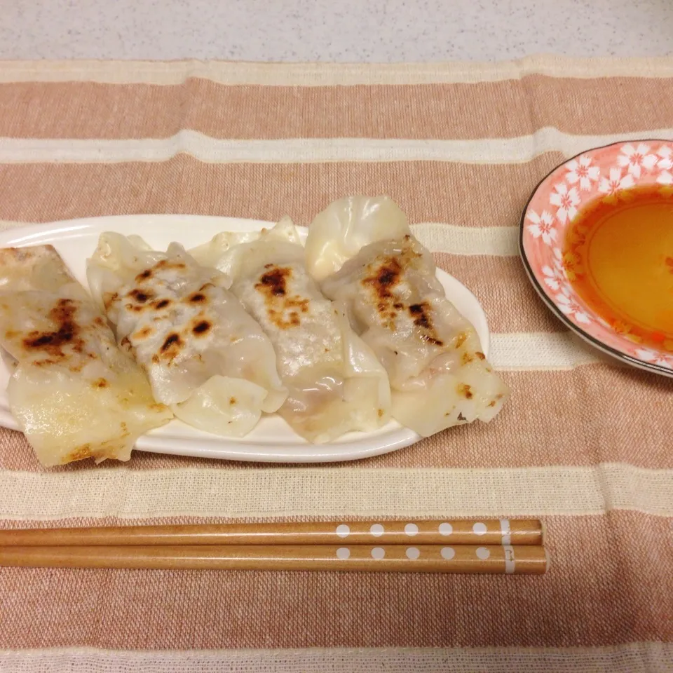 棒餃子〜水溶き片栗粉でジューシーに💟|yuiママさん