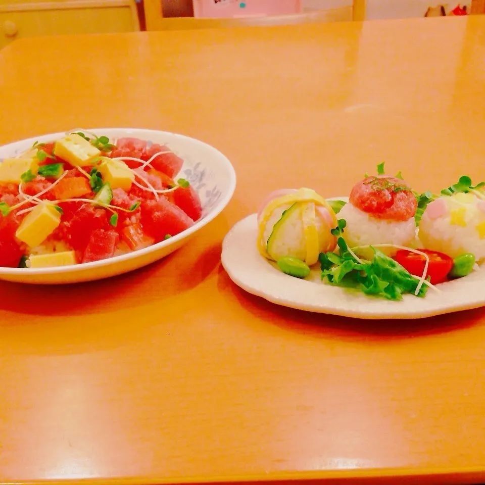 Snapdishの料理写真:ちらし寿司andてまり寿司♡|yuiママさん