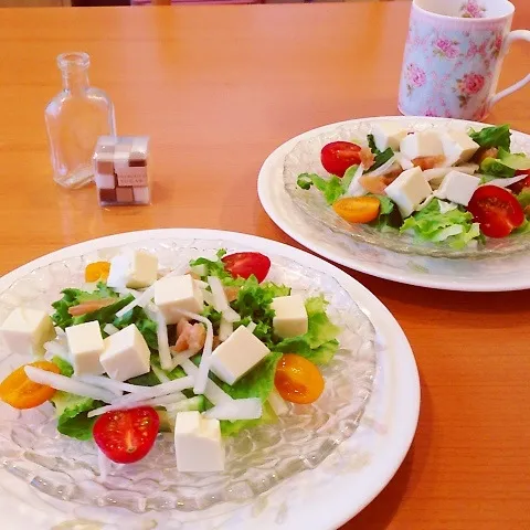 豆腐と梅と大根のヘルシーサラダ♡自家製醤油ドレッシングで〜|yuiママさん