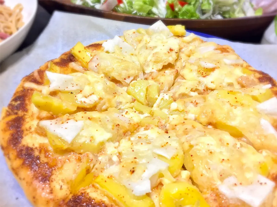 手ごねピザ生地♪🍕
明太じゃが🥔餅チーズ🧀ピザ♪

#ピザ🍕|桃実さん