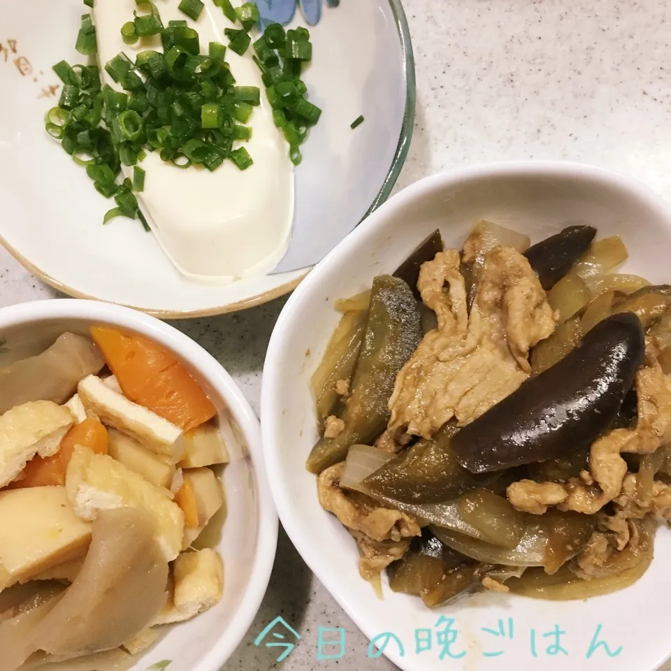 Snapdishの料理写真:豚肉と茄子と玉ねぎの黒酢煮 いりどり 冷奴|よっぴぃさん