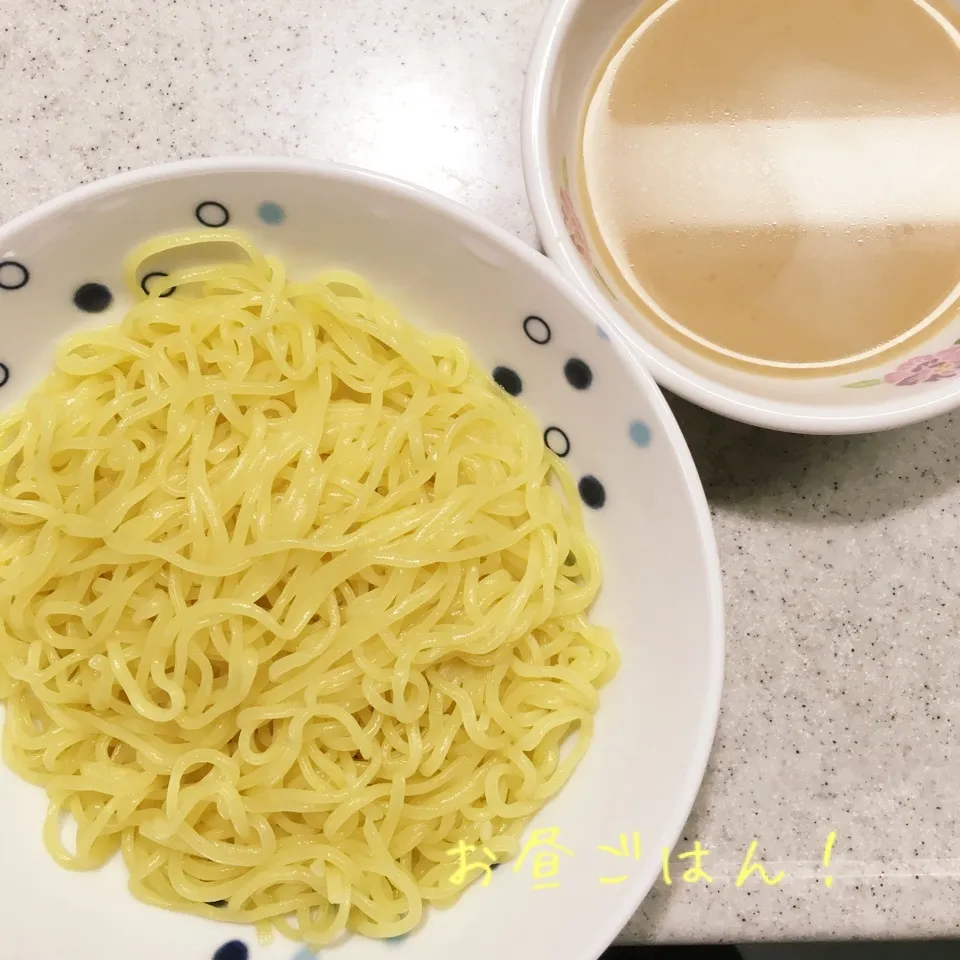 ざるラーメン ごまだれつゆ|よっぴぃさん