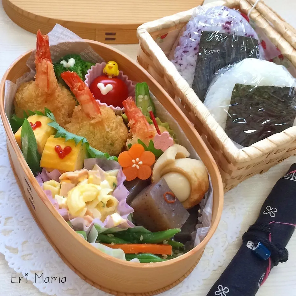 主人の夜勤弁当♡紫蘇巻きくるくるエビフライ。|★えっちゃん★さん