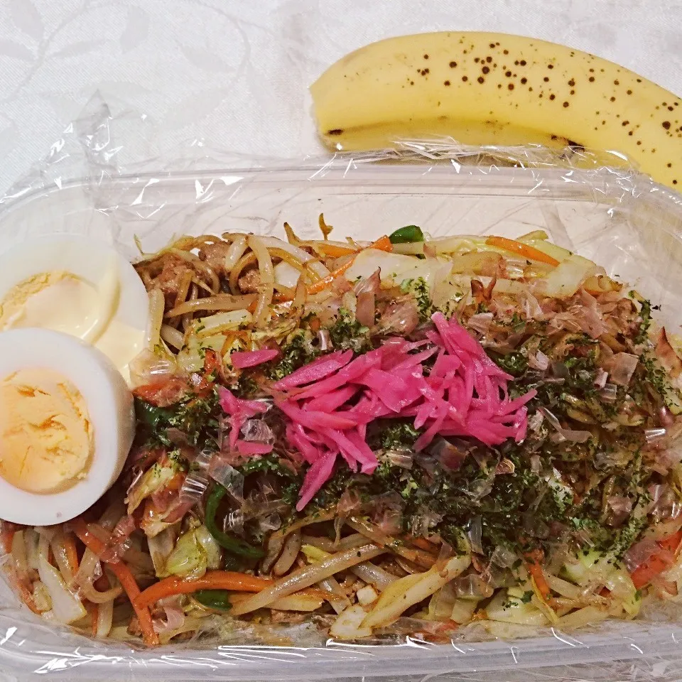 Snapdishの料理写真:10/5のお弁当 焼きそば弁当|卯月さん