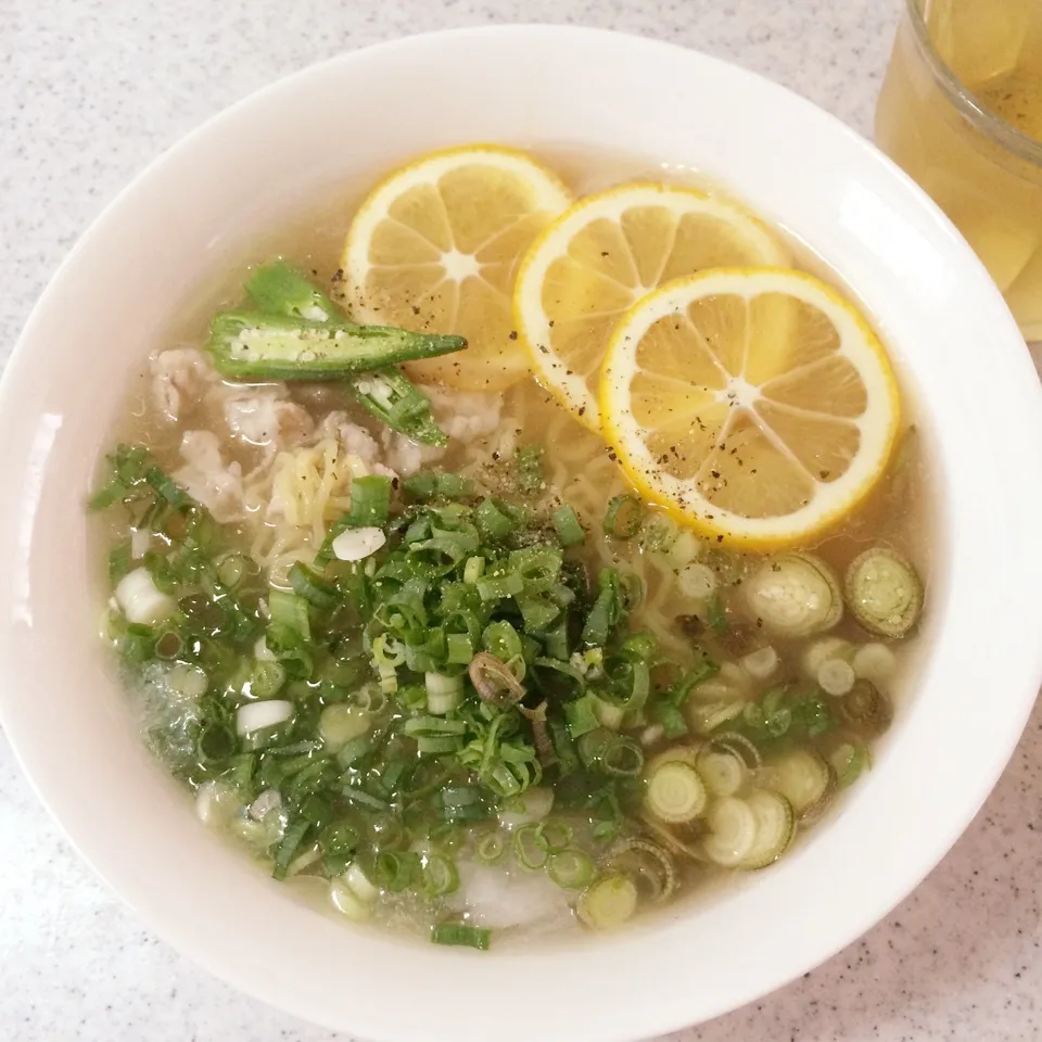 冷たい塩レモンラーメン♪|ゆんさん