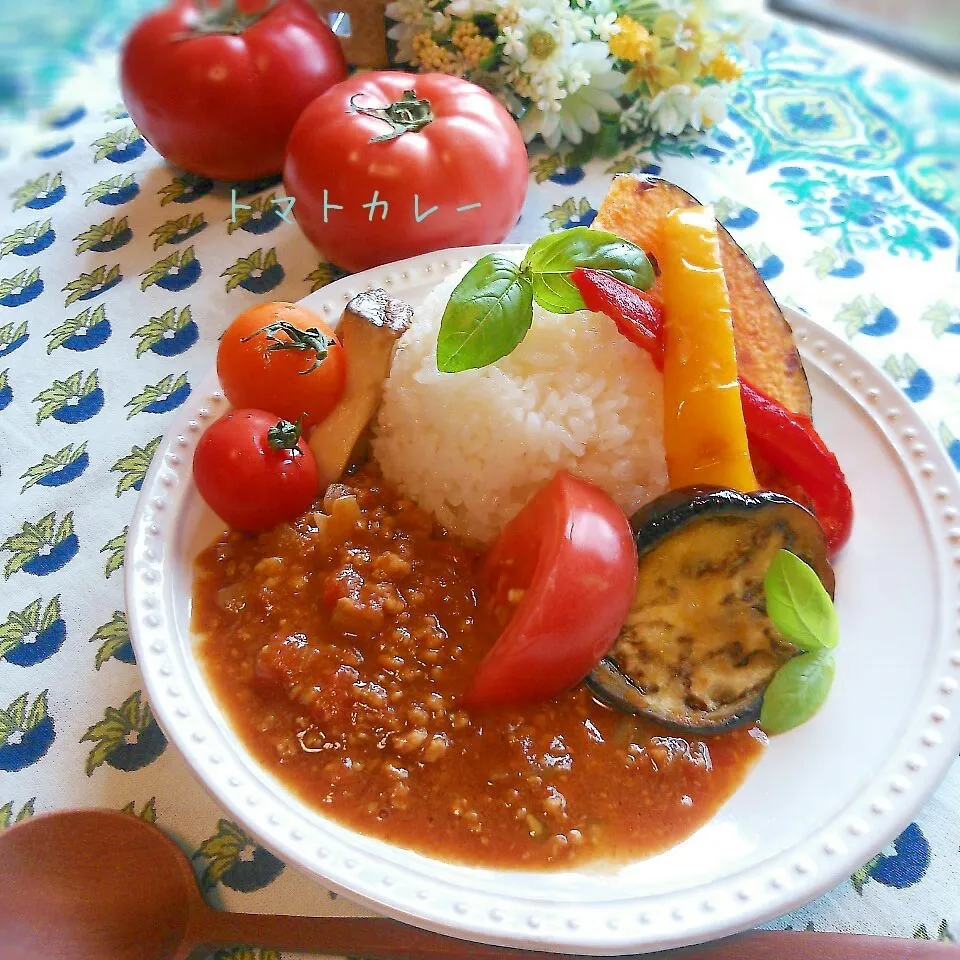 夏野菜たっぷりトマトカレー|ゆりこさん