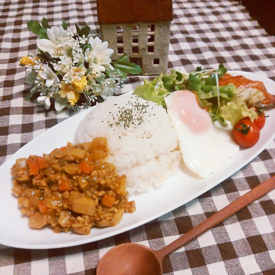 基本のドライカレーで晩ご飯☆|ゆりこさん