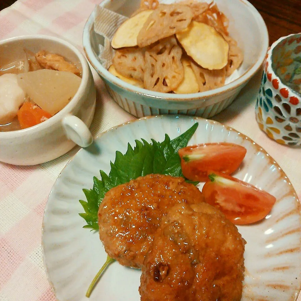 蓮根ﾊﾞｰｸﾞと蓮根チップ|ゆりこさん