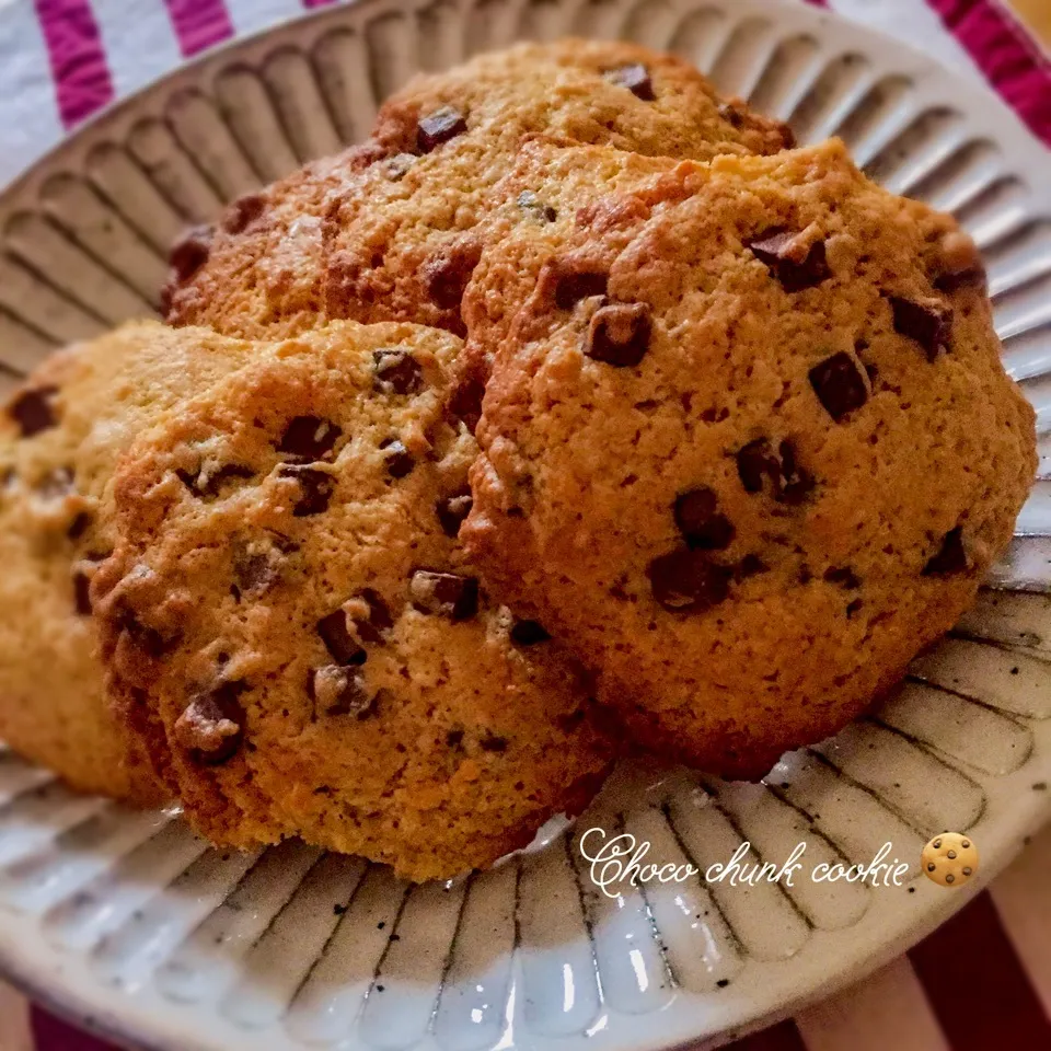 HMで作るチョコチャンククッキー🍪|miyu໒꒱· ﾟさん