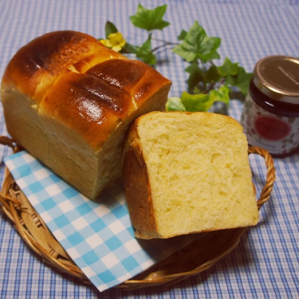 パウンドケーキ型で焼くリッチな食パン…HB利用で♪|chapkanonさん