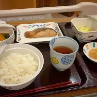 まさかの病院食|H.N (Row_Ga)さん