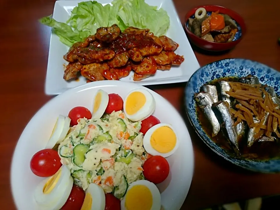 ☆今日の晩ごはん☆  ポークチャップ   ポテトサラダ   筑前煮  いわし煮|hamamaさん