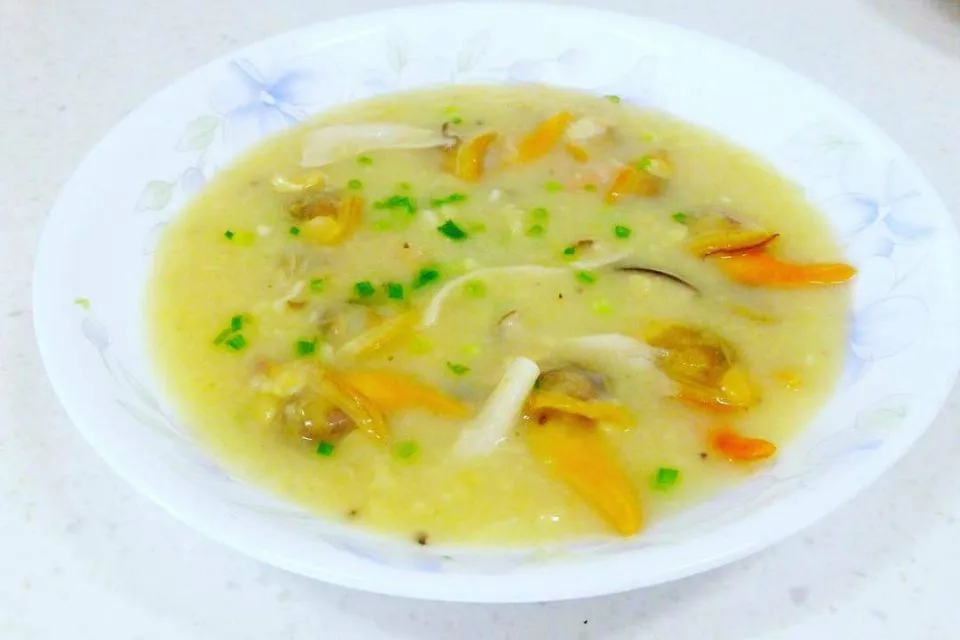 cream soup with clams|steven z.y.さん