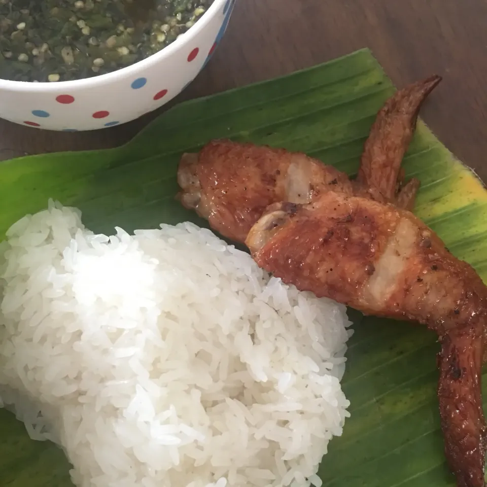 Sticky rices and chicken fire|MommyKik & PunPunさん