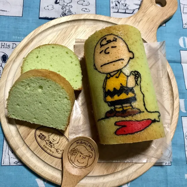 Snapdishの料理写真:チャーリーブラウンのデコパウンドケーキ|namimoさん