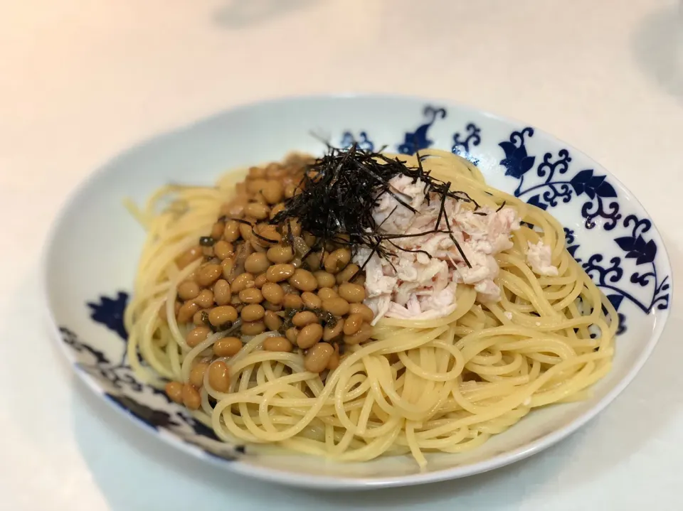 Snapdishの料理写真:ぽき。さんの料理 王道？邪道？とにかくおいしい♡納豆パスタ。|COGさん