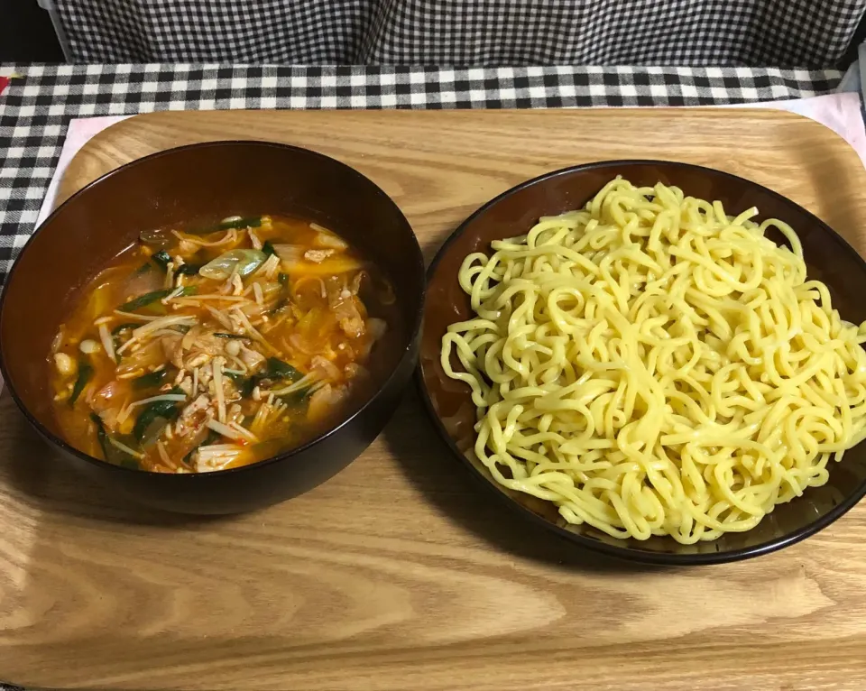 Snapdishの料理写真:キムチチゲのつけ麺|まぁたんさん