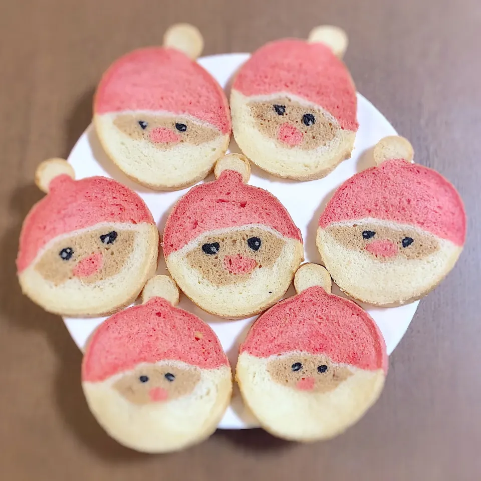 サンタクロースのイラストパン🎅


  #おうちパン  #手作りパン  #食パン  #手作り  #金太郎パン  #イラストパン  #金太郎飴パン  #キャラクター#サンタクロース#クリスマス #サンタさん #サンタパン #クマ型  #クマ型食パン|izuyoさん