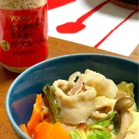 化学調味料無添加のガラスープで野菜たっぷりラーメン❤︎|border5858さん