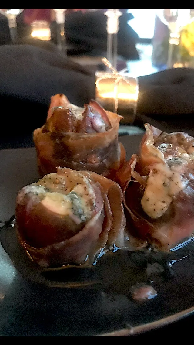 Roasted Figs with Pancetta and Gorgonzola|Christine pavelkaさん