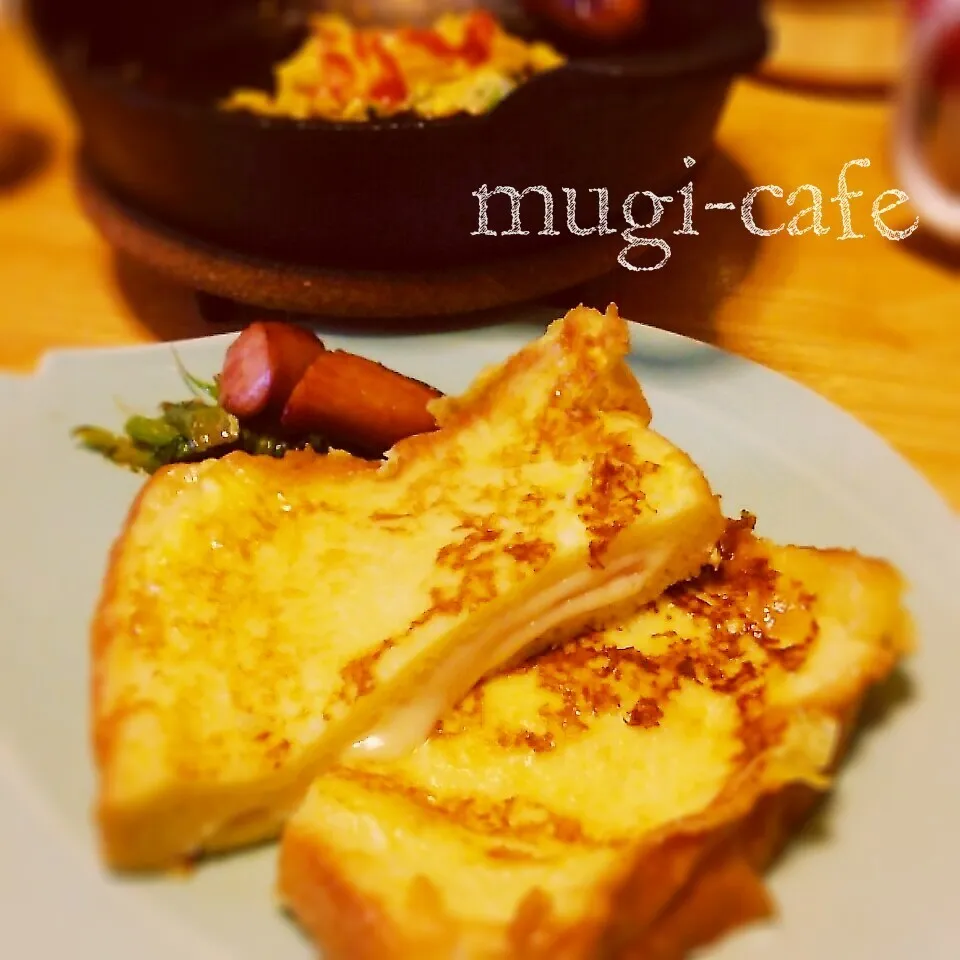 朝食にクロックムッシュ|mughi-cafeさん