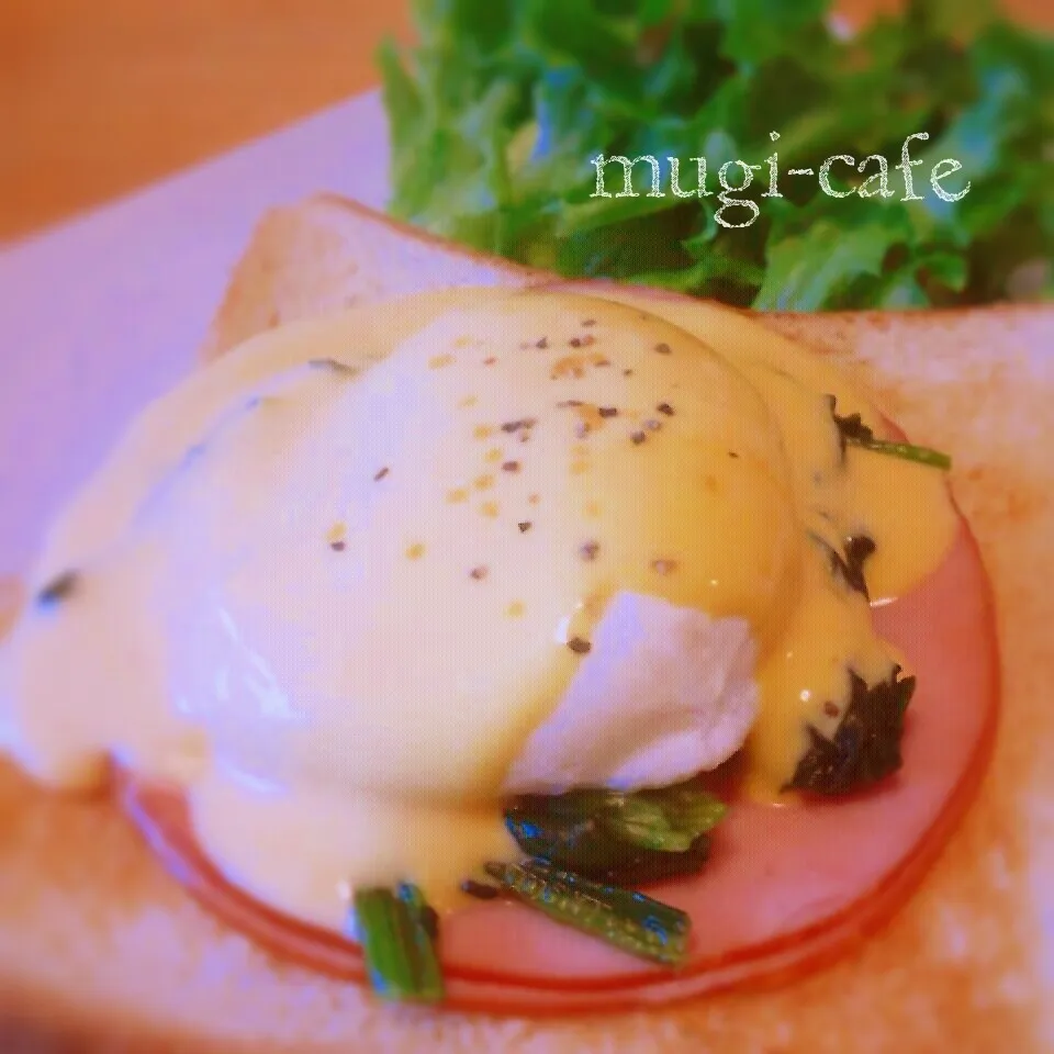 食パンで♪エッグベネディクト|mughi-cafeさん