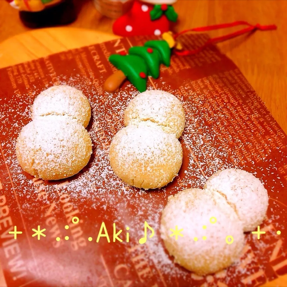 ころころ♪ホロホロ♡雪だるまクッキー☆彡ボウルひとつだよぉ♪|AKIさん