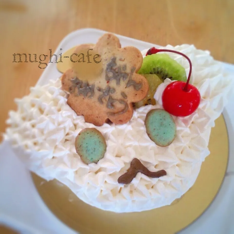 Snapdishの料理写真:バースデーケーキ♪シナモロールのつもり|mughi-cafeさん