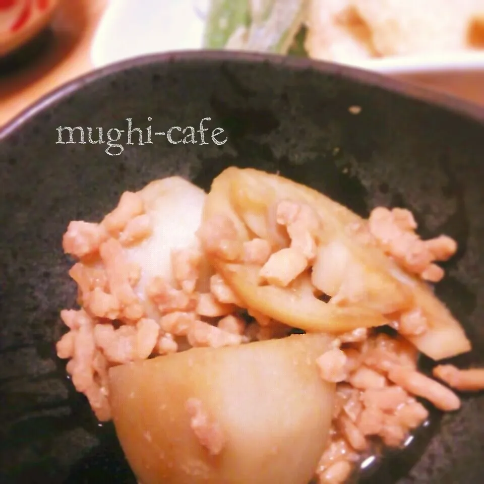 鶏そぼろと里芋、蓮根の煮物|mughi-cafeさん