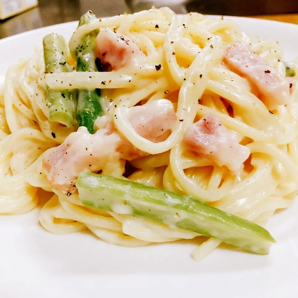 アスパラとベーコンの豆乳クリームパスタ♡真似っこ|まるおさん