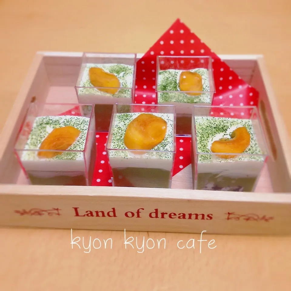 抹茶のブラマンジェで塩あんこと柿のコラボ|きょんきょんさん