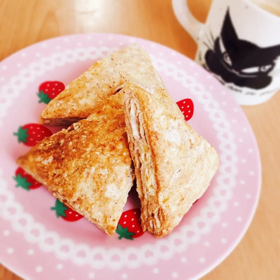 お豆腐×イチゴジャムで簡単スコーン♡|ゆこぽ♡さん