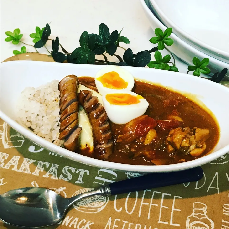 もち麦ご飯で✨トマトチキンカレー✨|makkieさん